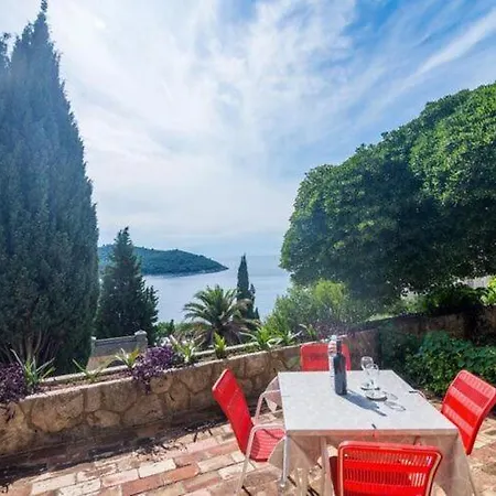 Charming Arena - One Bedroom With Terrace And Sea View Apartment