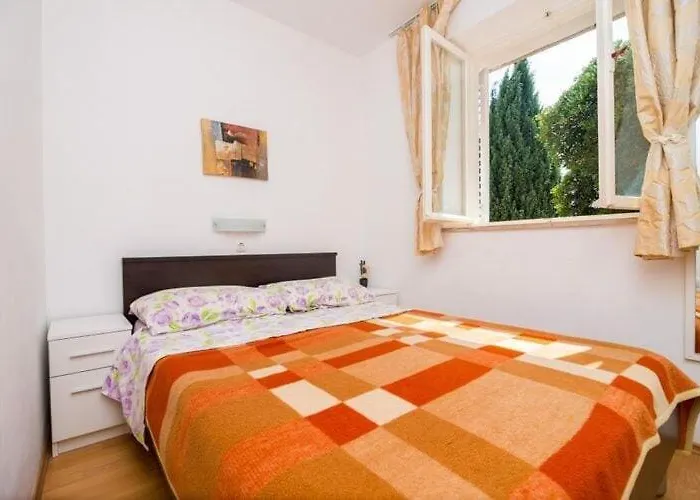 Charming Arena - One Bedroom With Terrace And Sea View Appartement