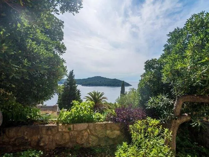 Charming Arena - One Bedroom With Terrace And Sea View